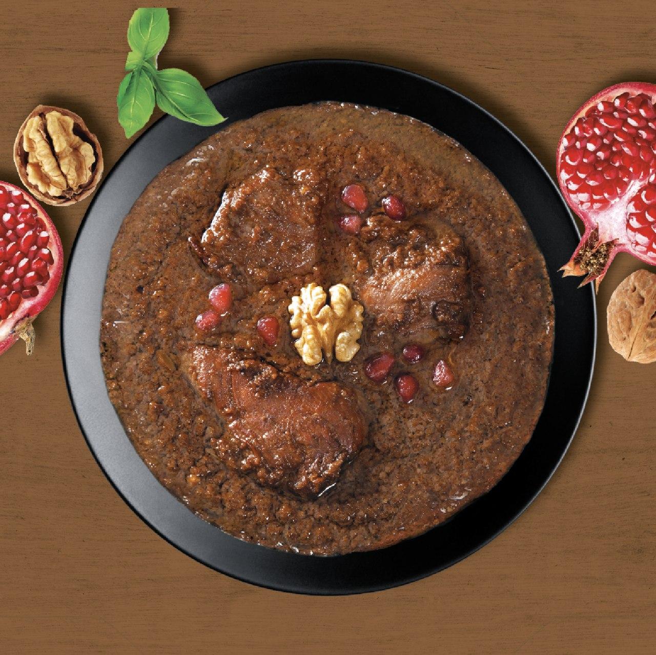 خورش فسنجان با مرغ